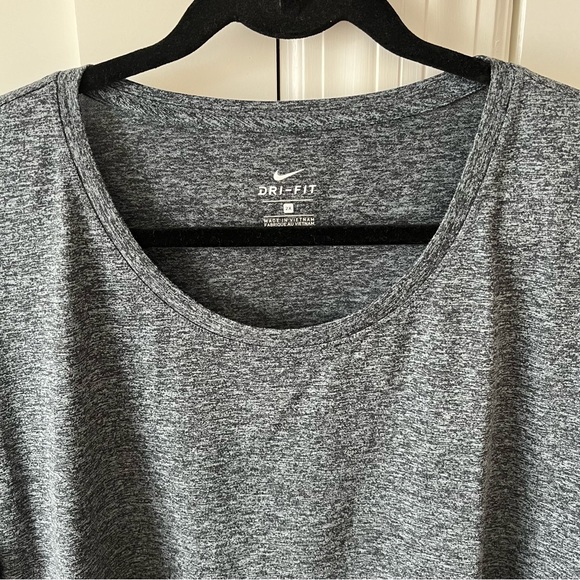 Nike Dri-Fit Athletic Short Sleeve Top Gray Sz 2X - Picture 3 of 15